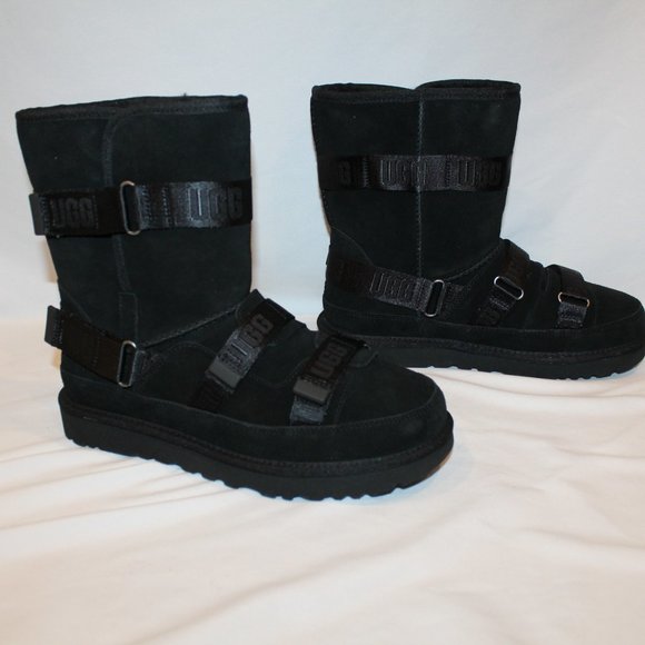 NIB UGG WOMEN'S SUEDE STRAP MOTO CLASSIC SHORTS BOOTS BLACK‎ - Picture 3 of 9